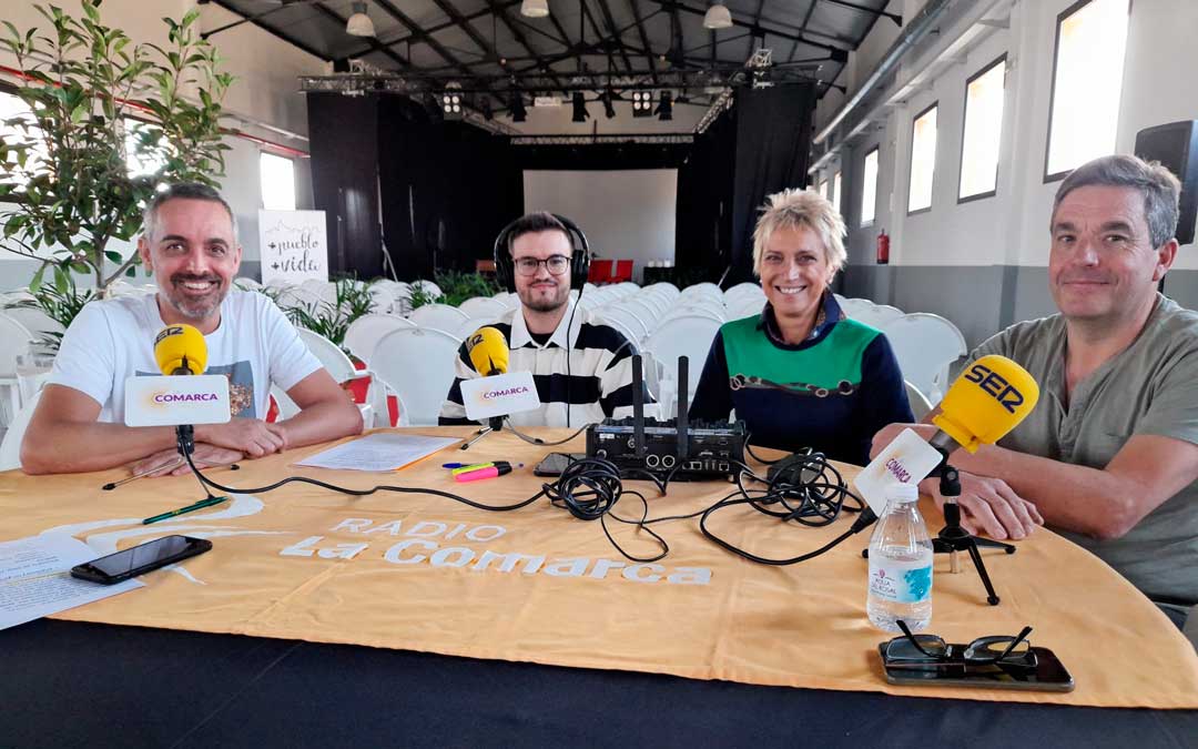 Participantes en el programa especial emitido por Radio La Comarca este viernes / La Comarca