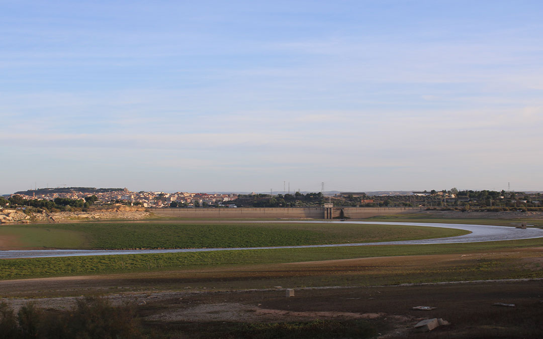 El río Ebro a su paso por Caspe./ P.S.