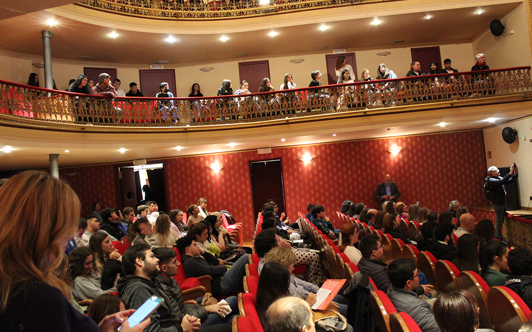 Feria de Empleo Joven en Alcañiz, del programa PICE. / B. Severino