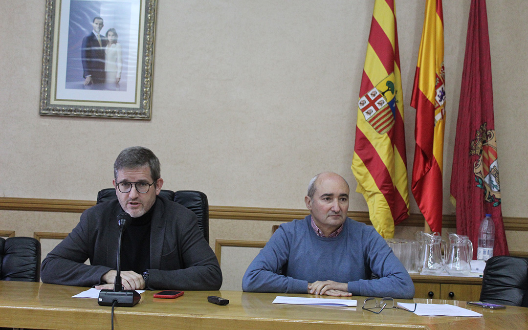 Ignacio Urquizu y Javier Baigorri, alcalde y teniente de alcalde. / B. Severino