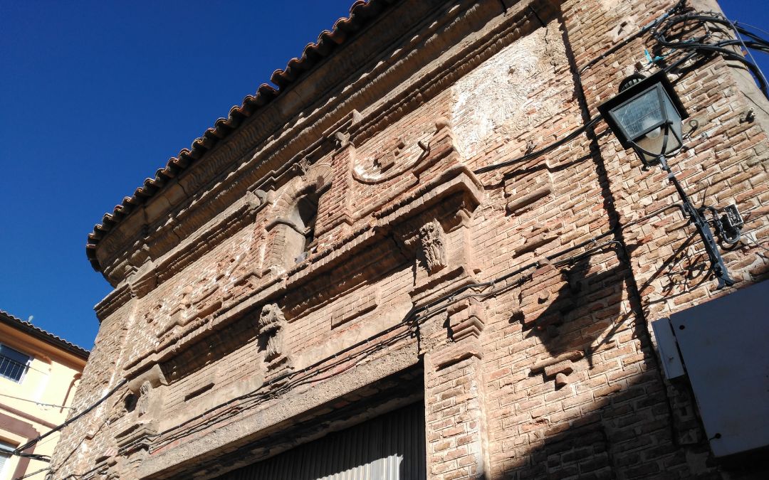 Imagen de parte del exterior de la ermita de San Blas de Alloza./ L. C.