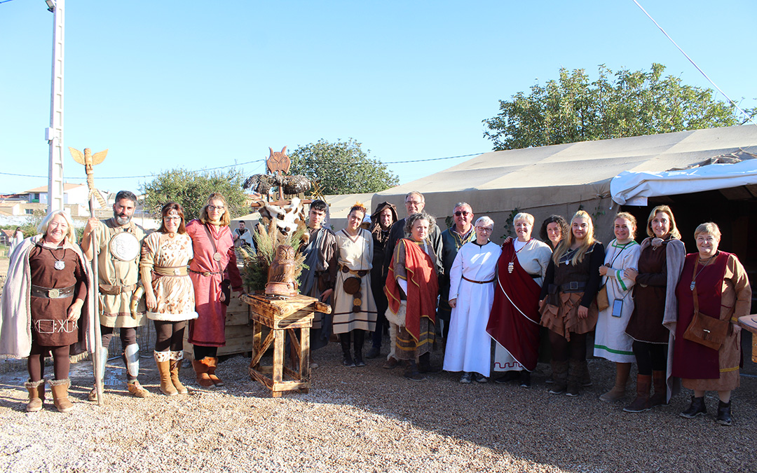Parte del Clan del Búho en el campamento de la XIV Lakuerter Íbera de Andorra. / B. Severino