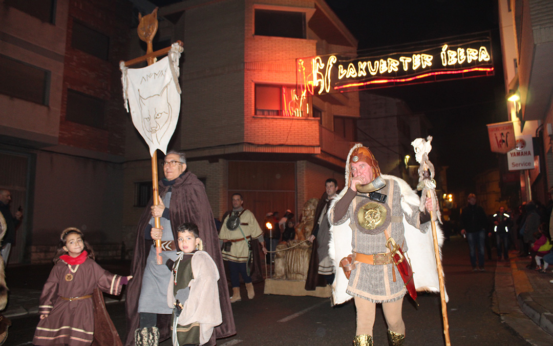 Desfile en XIV Lakuerter Íbera en Andorra. / B. Severino