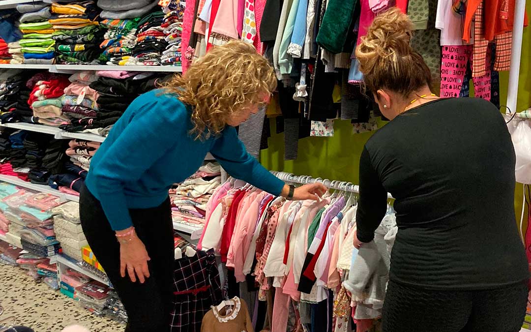 Tienda de ropa infantil en Utrillas./ Ayto. de Utrillas