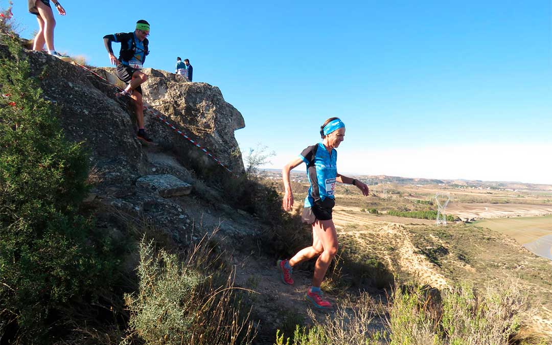 Varios participantes de una de las pruebas del IV Trail Crestas del Mar de Aragón. / Ramón Ferrer
