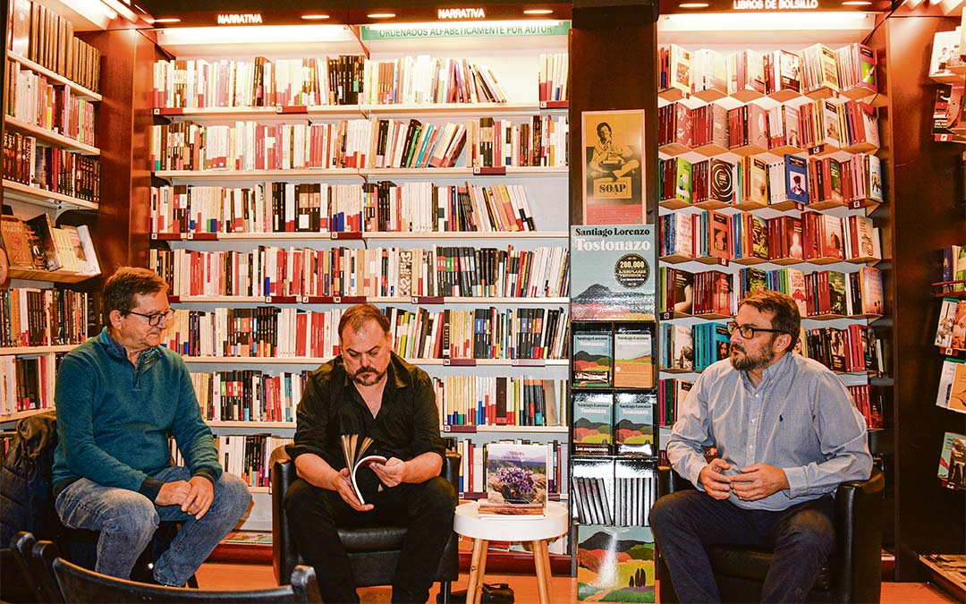 Eduardo Manero, Víctor Guiu y José Manuel Soriano, este sábado en Alcañiz./ I.M.