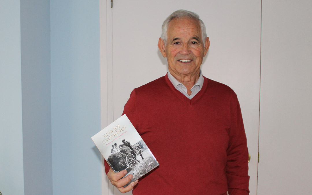 Antonio Espinosa es el autor del libro 'Retazos caspolinos'./ P.S.