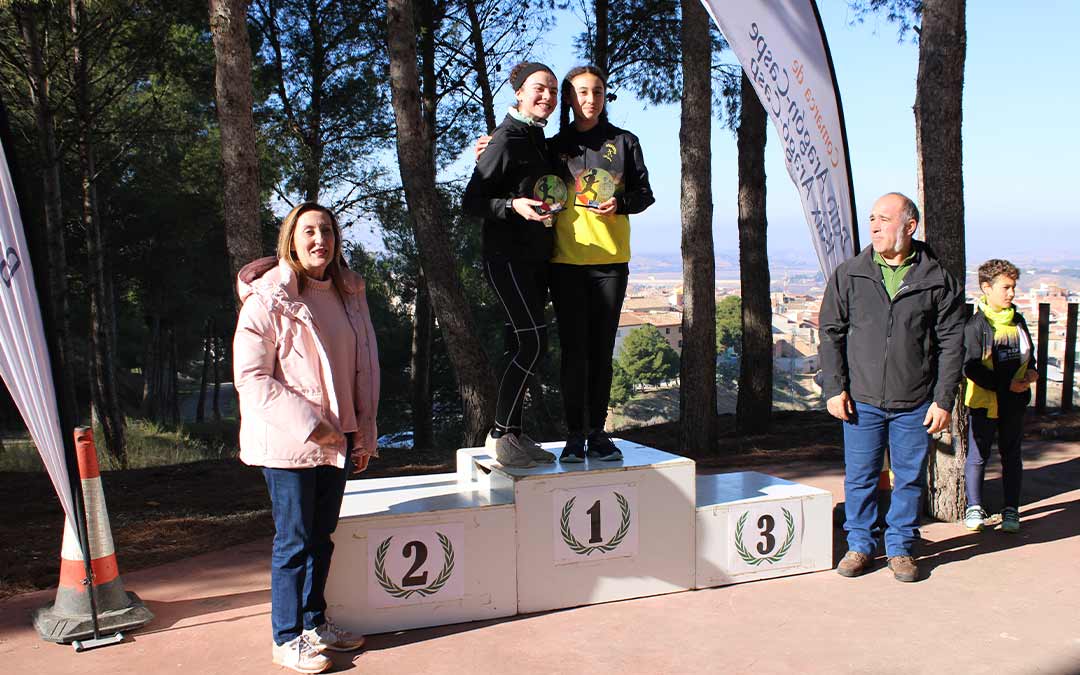 Podio de las juveniles femeninas./P.S.