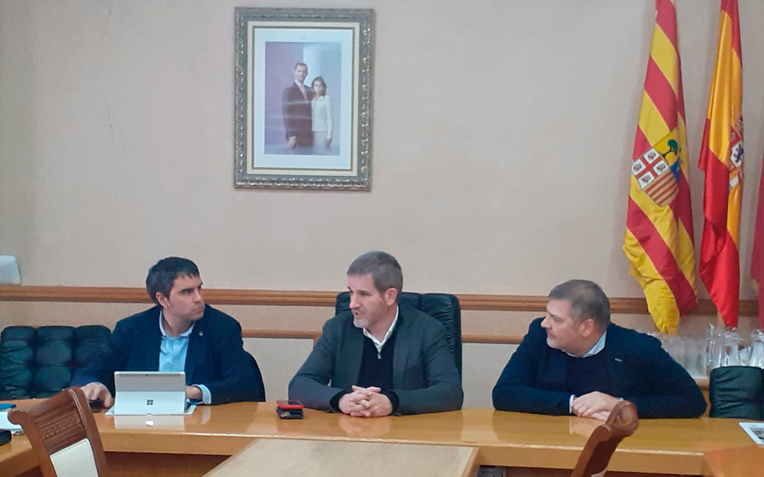 Reunión del Consorcio de los Tres Reyes en el Ayuntamiento de Alcañiz./ T.S.