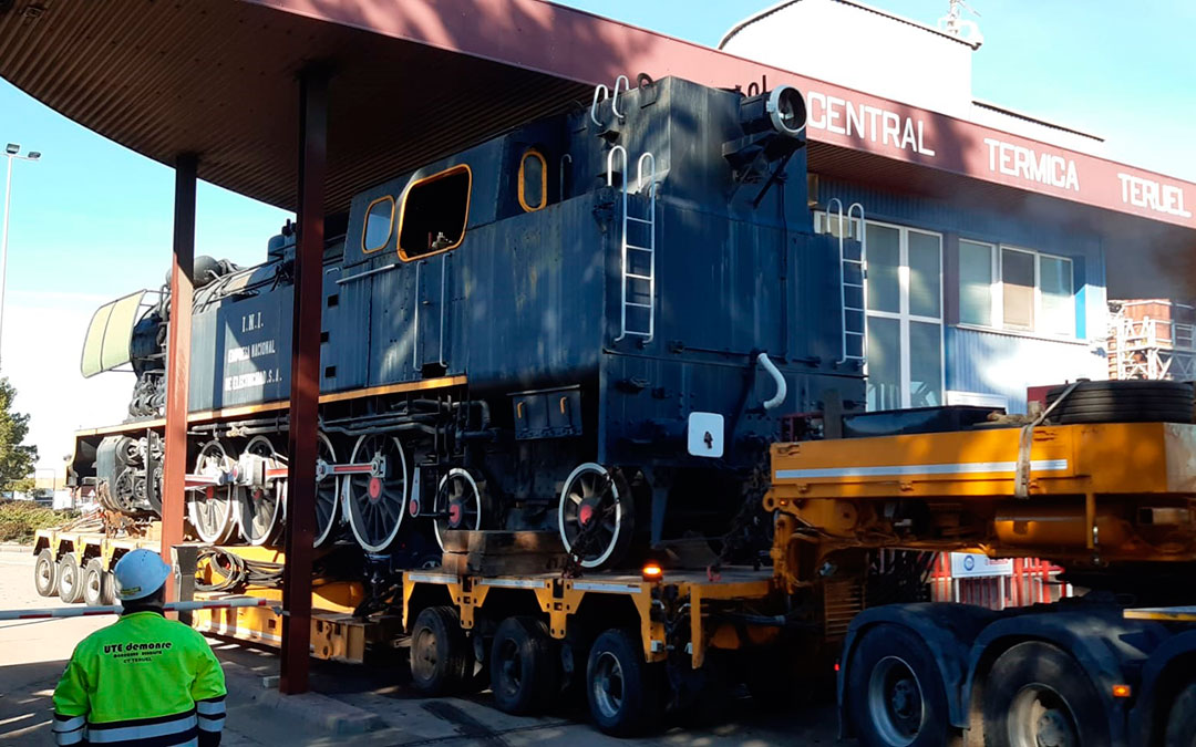 Traslado de la locomotora Samper al museo MWINAS de Andorra./ Endesa