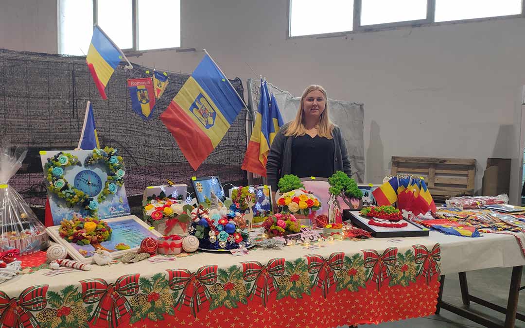 Muestra de los objetos tradicionales rumanos en el Recinto Ferial de Alcañiz./I.M.
