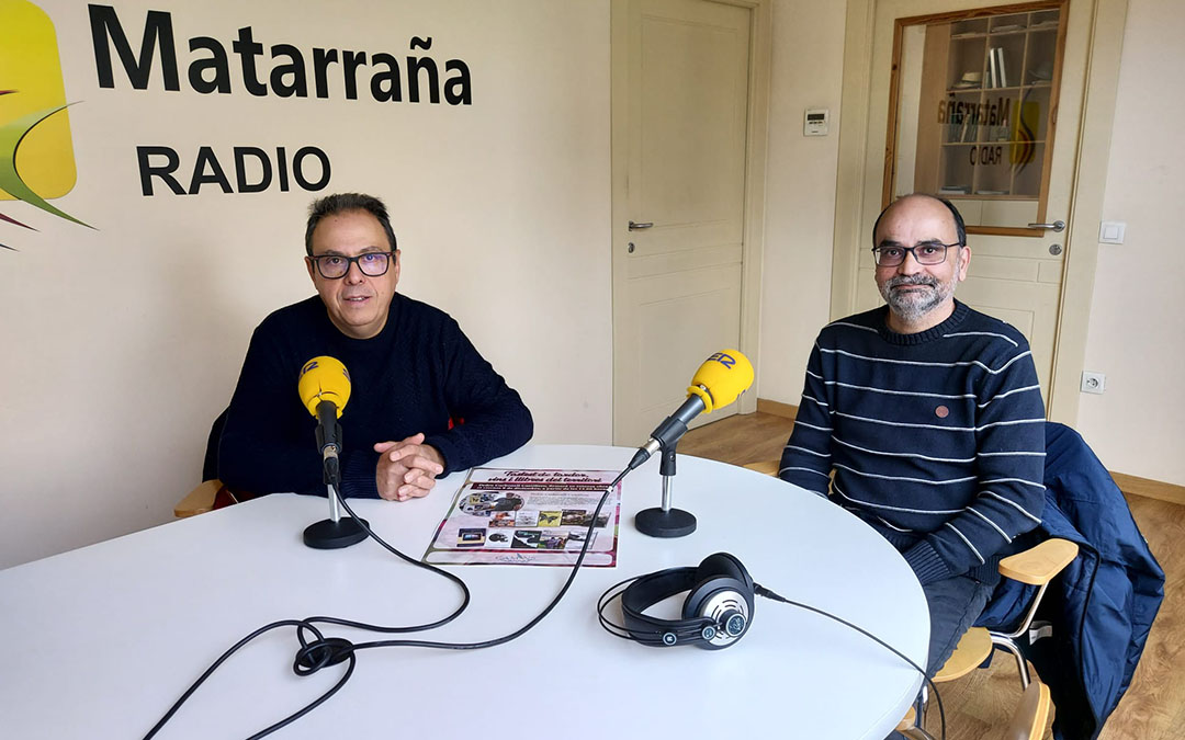 Octavio Serret y el escritor Pedro Carbonell./ J.L.