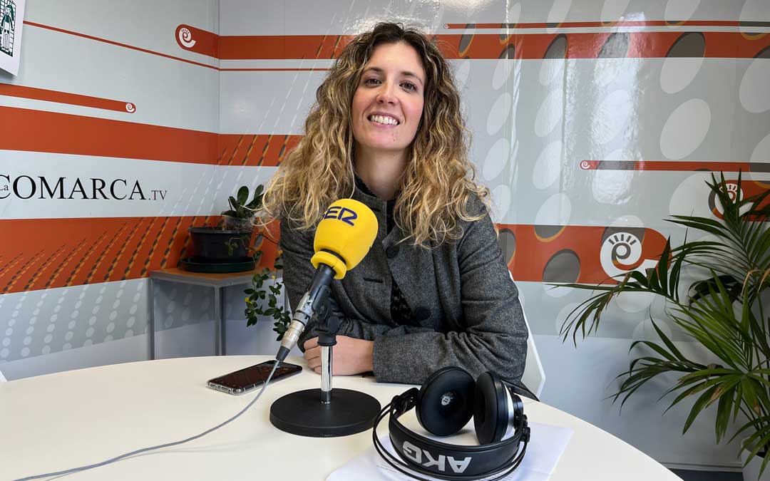 La arquitecta e interiorista Violeta Cester, en Radio La Comarca / E.P.