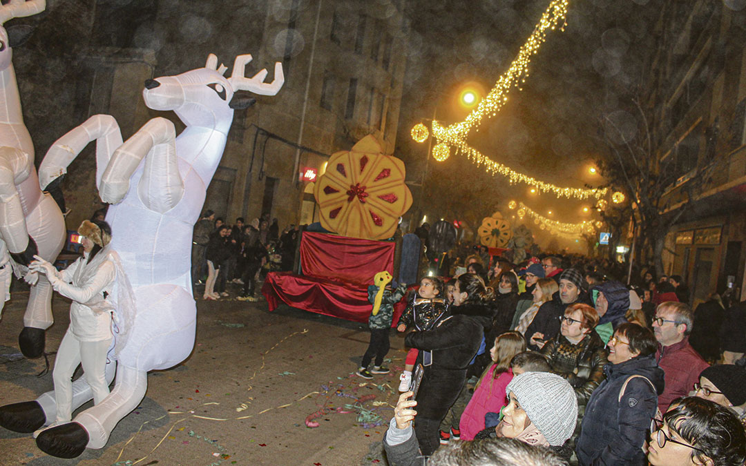Cabalgata de los Reyes Magos 2023 en Alcañiz./ Beatriz Severino