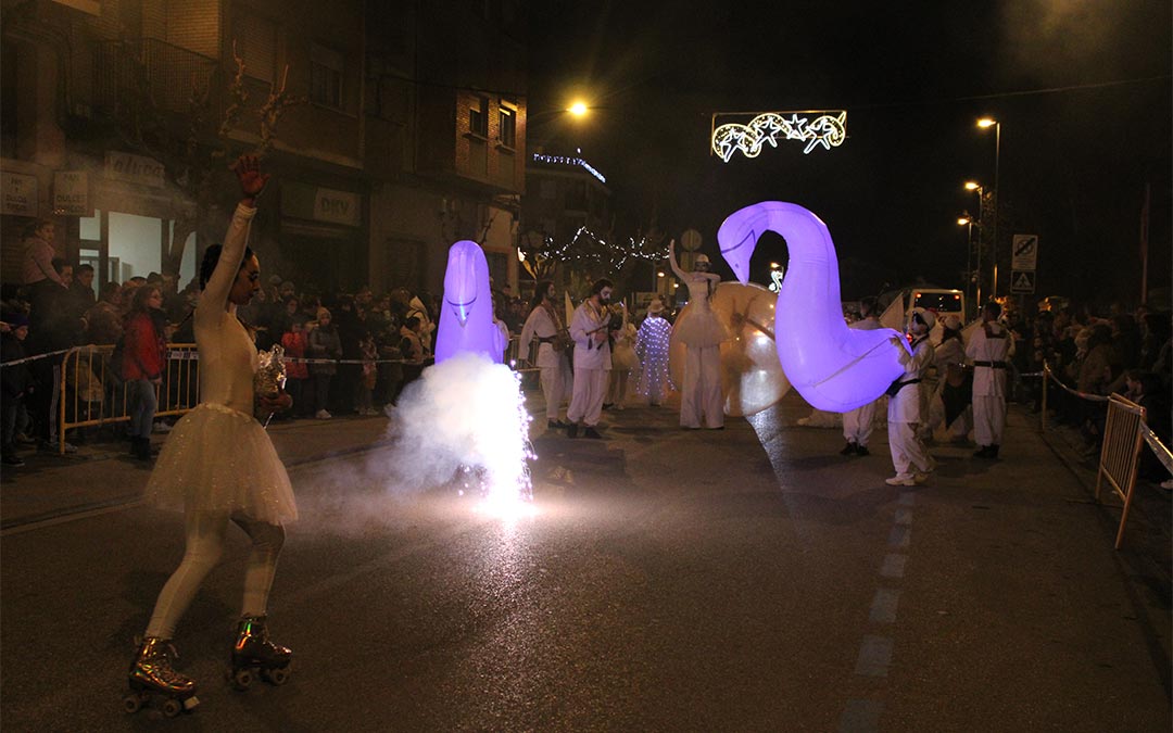 Este año la cabalgata de Reyes de Caspe ha contado con el espectáculo 'White Experience'./ P.S.