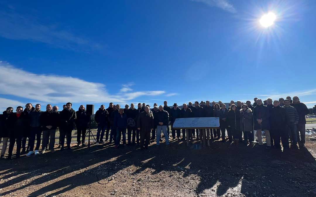 Acto de Forestalia en Puertomingalvo sobre la gratuidad del consumo eléctrico en 40 municipios aragoneses / La Comarca