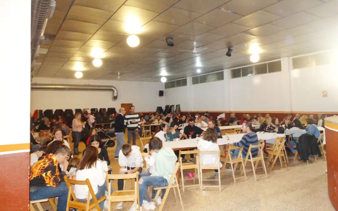 Convivencia vecinal en La Ginebrosa por San Antón. / Asociación Cultural Tarayola