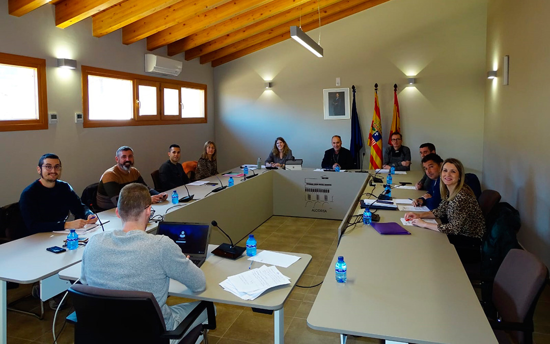 Pleno de Alcorisa celebrado en diciembre para aprobar los presupuestos de 2023./ Ayto. de Alcorisa