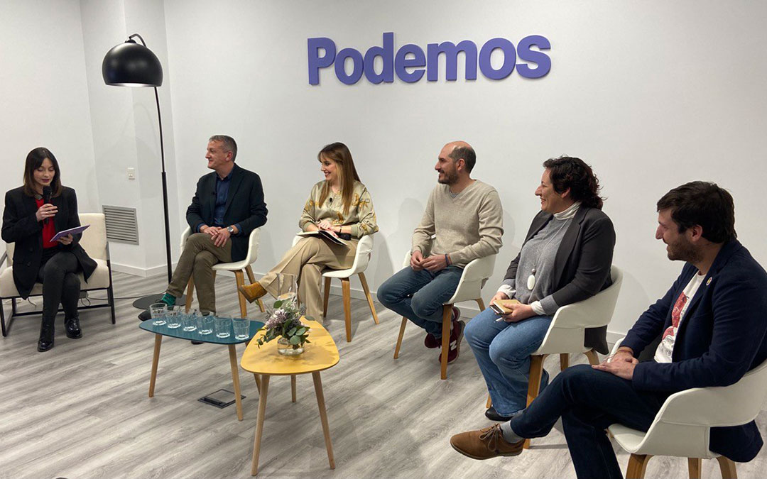 Presentación de los candidatos de Podemos Aragón./ Podemos