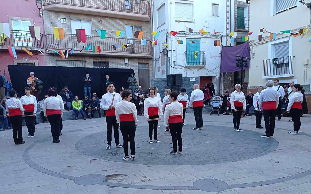 Recuperación del dance de la Virgen del Olivar./Asoc. Cultural