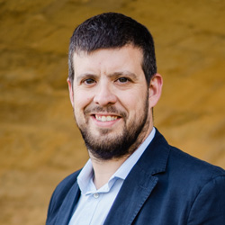 Abraham Martínez. PSOE. Empresario