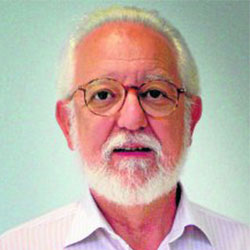 1. Mariano Moles Villamate, doctor en Ciencias. Impulsor del CEFCA y Galáctica