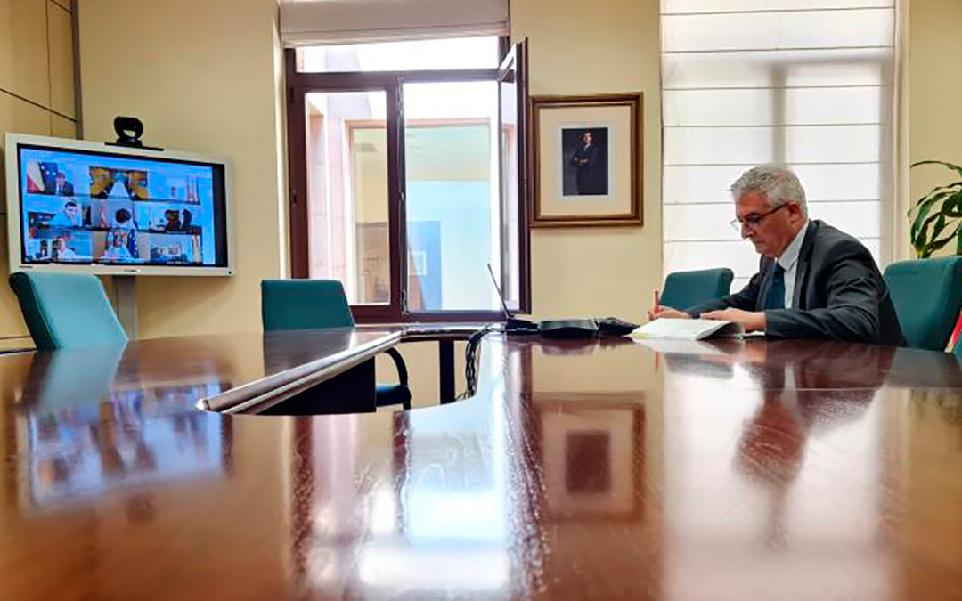 El consejero Olona, durante la Conferencia Sectorial de este miércoles./ GOBIERNO DE ARAGÓN
