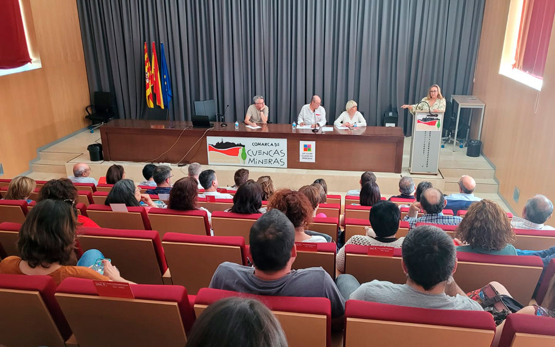 Comité Provincial del PSOE extraordinario celebrado en Utrillas. / PSOE-Teruel