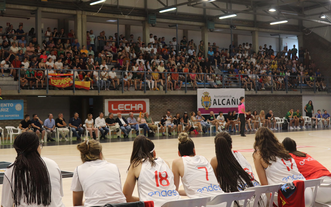 La tensión ha reinado en unos intensos partidos donde las jugadoras se han dejado la piel. /N.A.