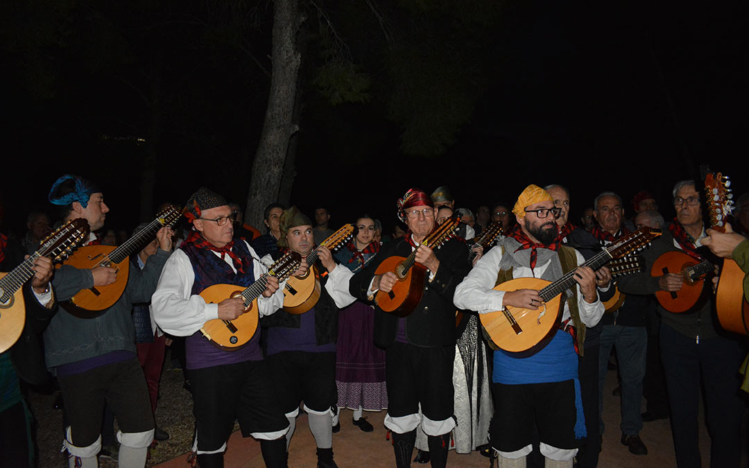 Ronda de jotas para conmemorar el hito de la recuperación de la ermita./I.M.