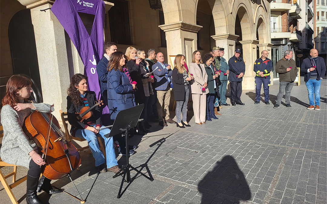 Acto en Teruel por el 25-N. / DPT
