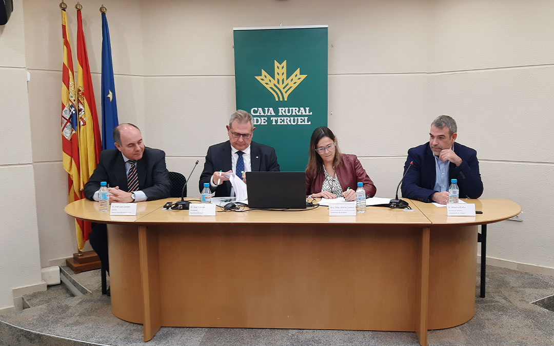 Presentación de la nueva cátedra para el desarrollo del talento y la personalización del aprendizaje de la Universidad de Zaragoza./ Caja Rural de Teruel