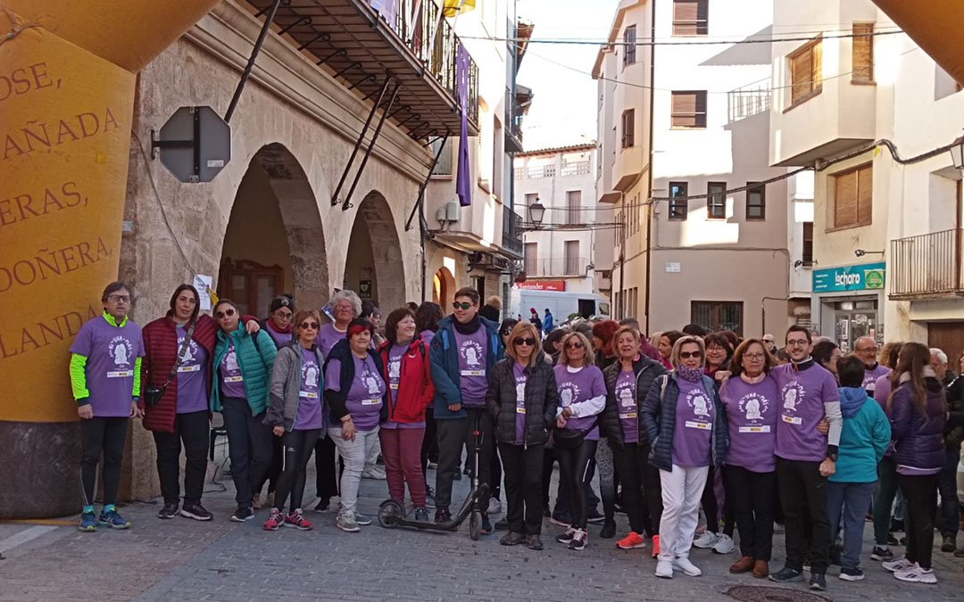 Salida de la marcha senderista en el Mas. / Ayto. Mas de las Matas