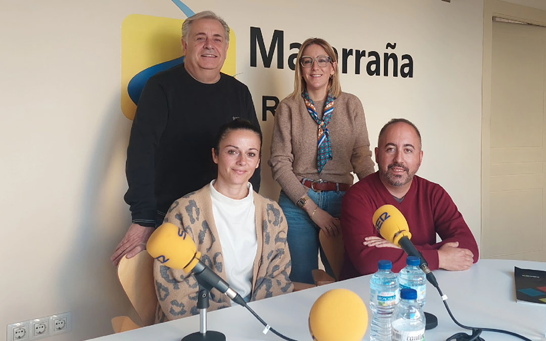 El especial ha sido emitido desde los estudios de Matarraña Radio en Valderrobres./ J.L.