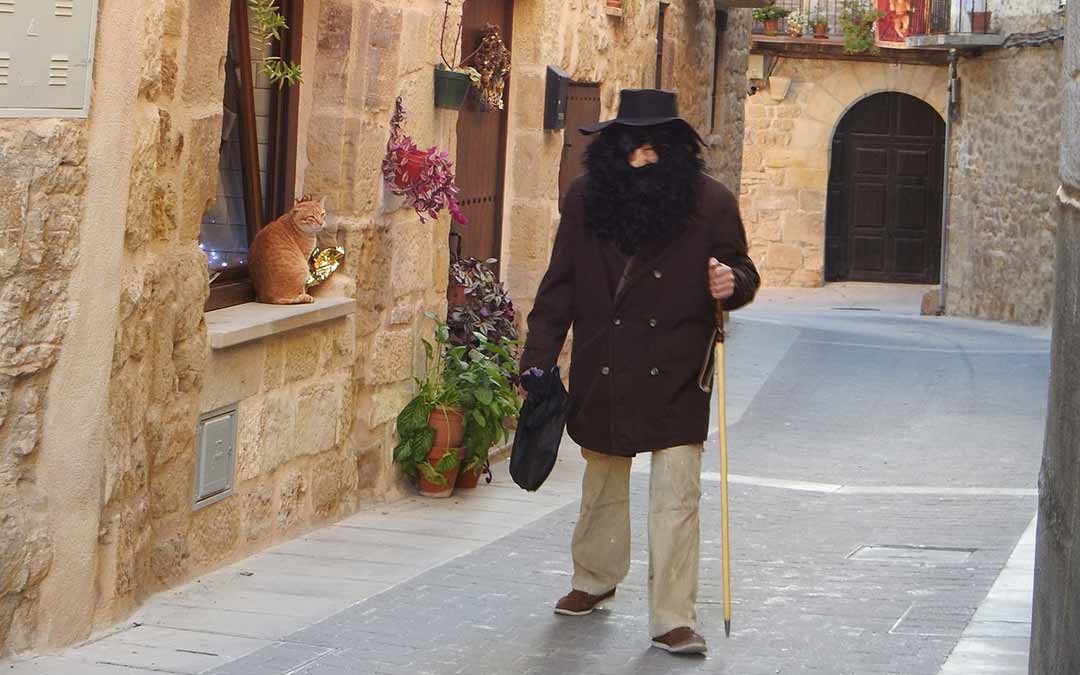 El homme dels Nassos no podía fatlar para despedir el 2023 en Cretas./Juan Luis Camps