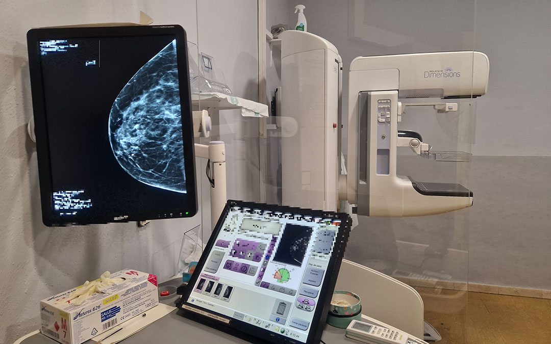 Las mamografías podrán hacerse a través de esta unidad móvil./ L.C.