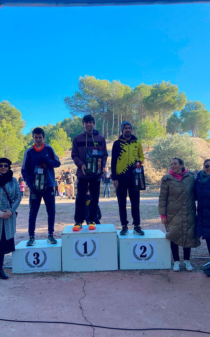 Podiums del resto de categorías. A.Z