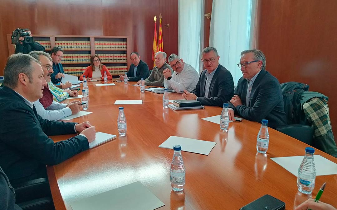 Reunión sobre el Fite mantenida este lunes en Teruel./DGA