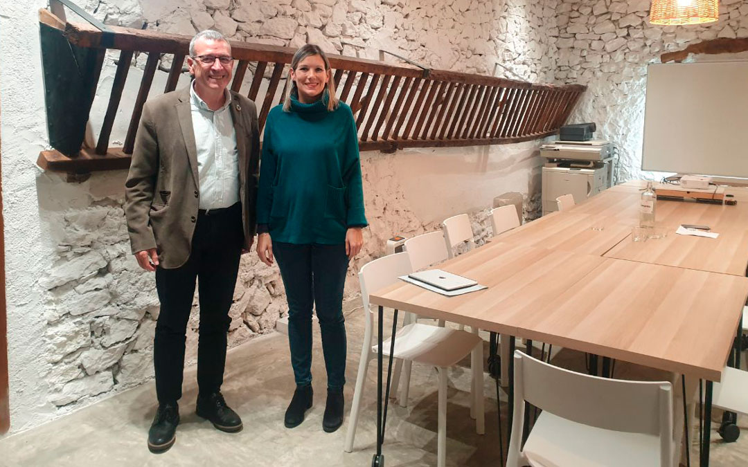 El secretario de Estado para el Reto Demográfico, Frances Boya junto a Beatriz Martín, vicepresidenta de la DPT./ DPT