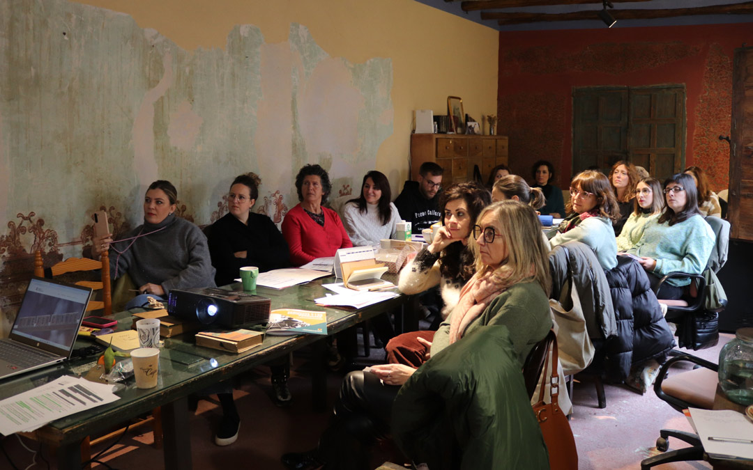 Casi 30 personas asistieron a la sesión que abrió un amplio proyecto. /N.A.