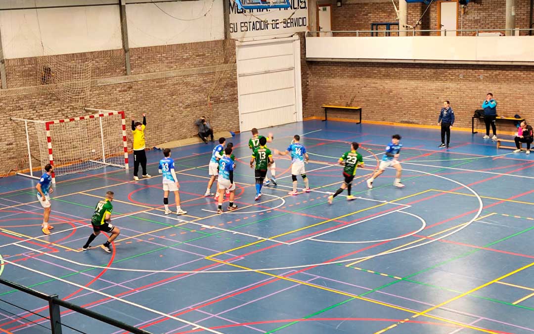 Balonmano Alcañiz contra Casetas en Santa María. / J.V.