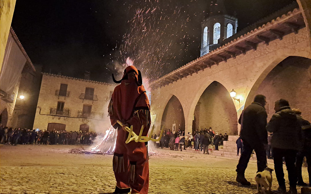 No faltaron los diablos de San Antón en Cantavieja./ N.A.