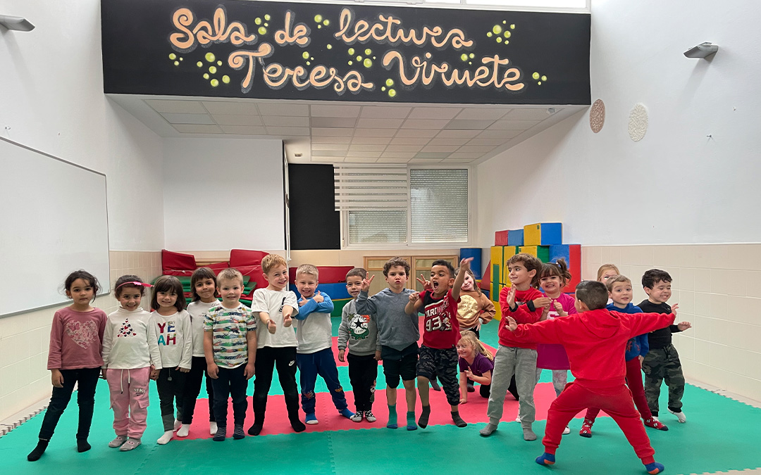 Alumnos de Infantil del CEIP Juan Sobrarias en una clase de psicomotricidad./ María Celiméndiz