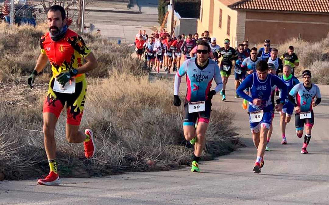 Disputa del VIII Duatlón Cross de Híjar. / Carlos Gómez