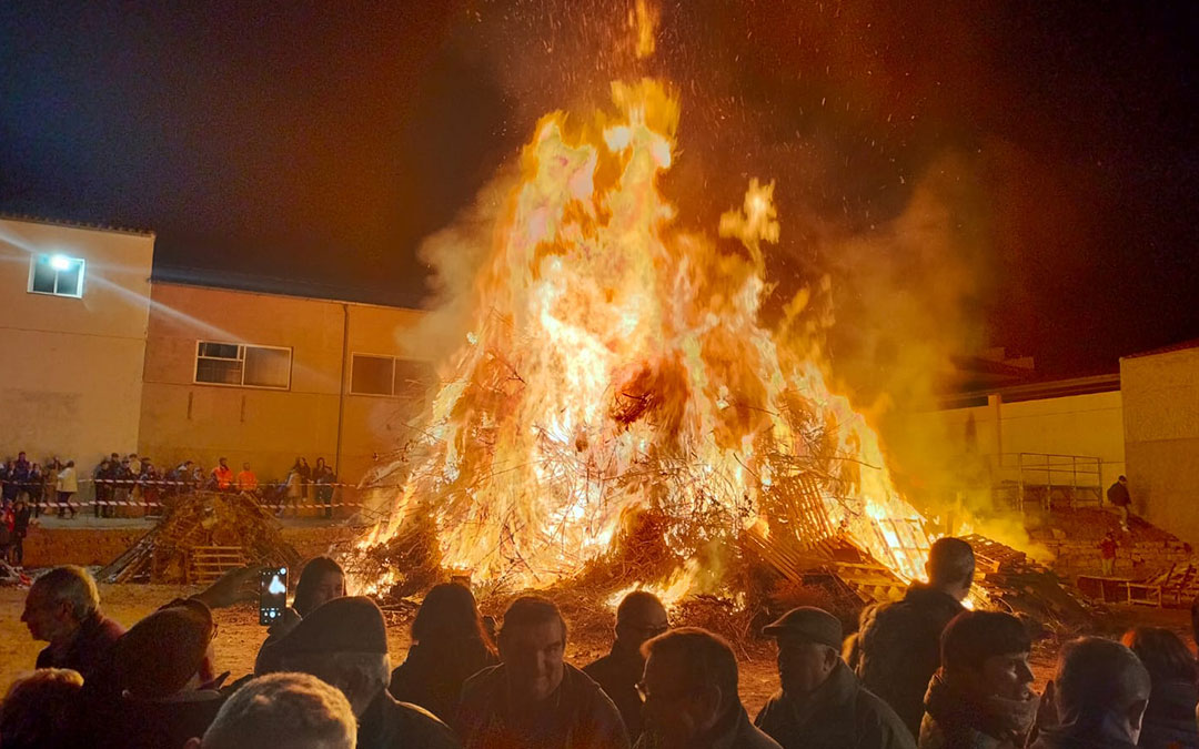 Los masinos concluyeron con las fiestas de San Antonio este Sábado./ Ayto de Mas de las Matas