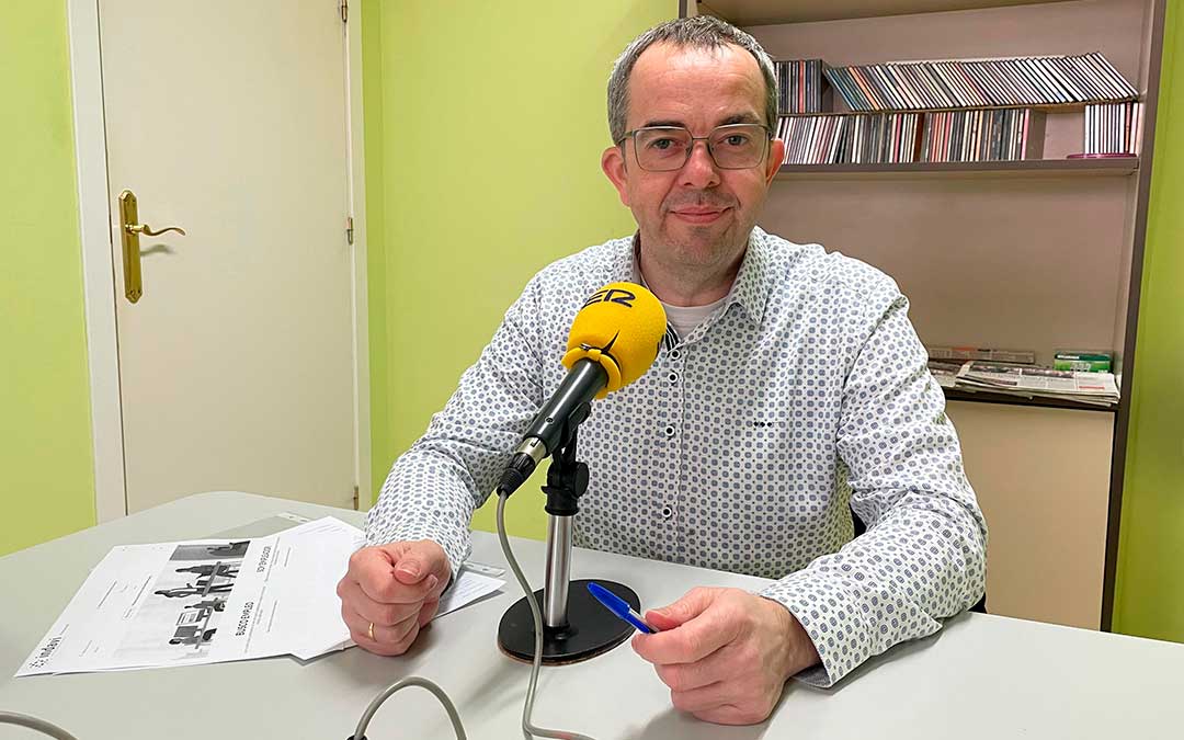 José Miguel Borruey en Radio Caspe./ S.F.