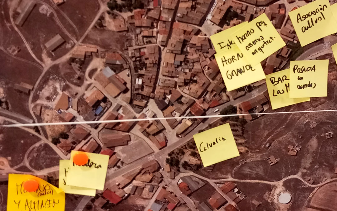 'Mapa de los recuerdos' de Urrea de Gaén elaborado en una de las dinámicas de Re-viviendo./ AEDPT