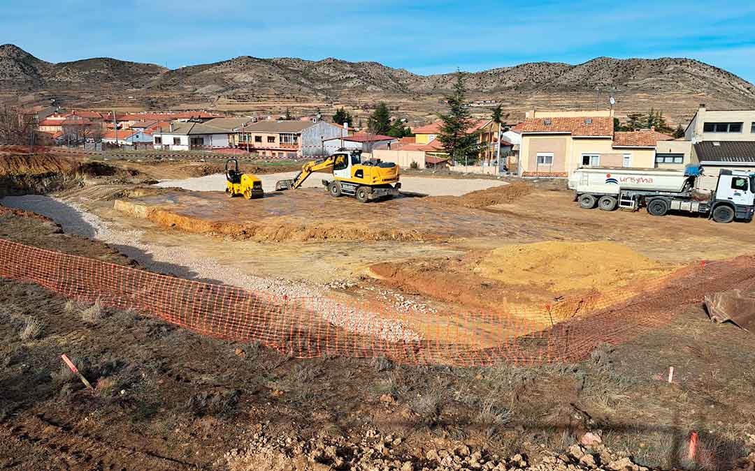 Obras parala construcción del nuevo cuartel de Utrillas./Ayuntamiento de Utrillas