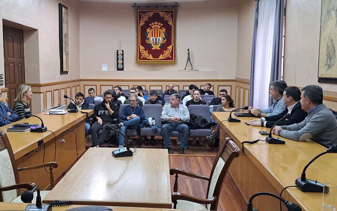 Imagen de la presentación la pasada semana en el salón de plenos./ Ayto Alcañiz