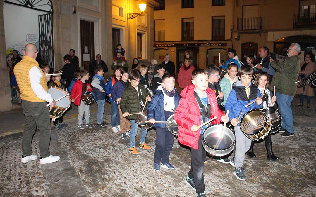 Miércoles de Ceniza en Alcañiz. Concentración de tambores. / B. Severino